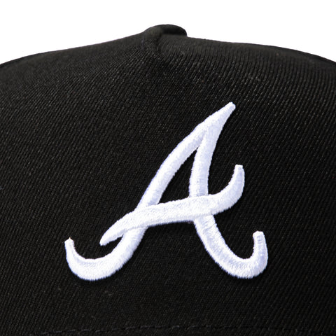 New Era 9Forty A-Frame Atlanta Braves 1995 World Series Patch Snapback Hat - Black, White New Era