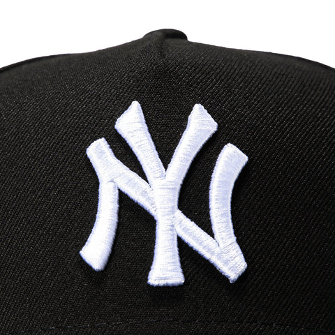 New Era 9Forty A-Frame New York Yankees 1999 World Series Patch Snapback Hat - Black, White New Era