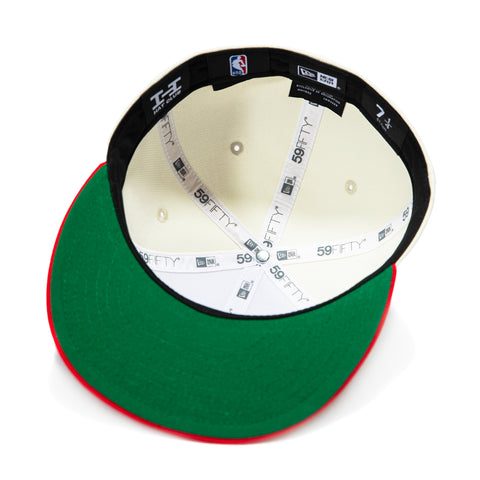 BASS SHUN 2TONE BULLS 6X CHAMP WHT/RED New Era