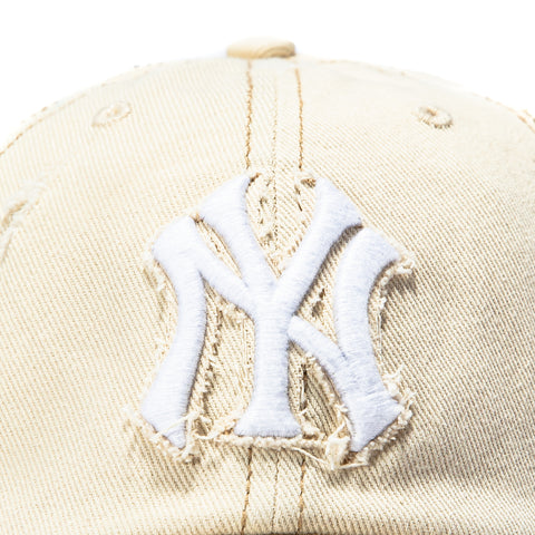 WEATHERED CLEANUP YANKEES KHK ADJ 47 Brand