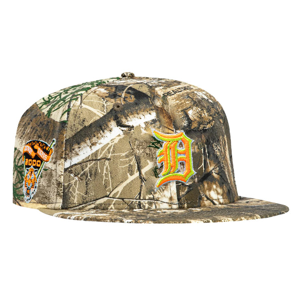 New Era 59Fifty Neon Realtree Detroit Tigers 2000 Inaugural Patch