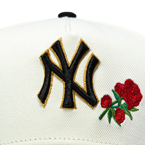 New Era 9Forty A-Frame Rose New York Yankees 1999 World Series Patch Snapback Hat - White, Black New Era