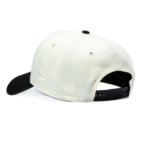 New Era 9Forty A-Frame Rose Los Angeles Lakers 2001 NBA Finals Patch Snapback Hat - White, Black