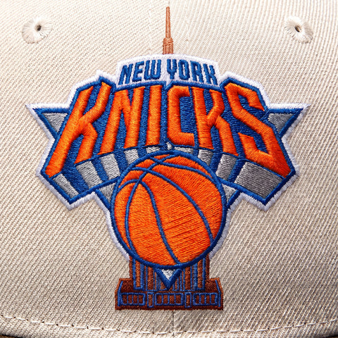 Pre-Order New Era 59Fifty New York Knicks 50th Empire Patch Hat - White, Camo New Era