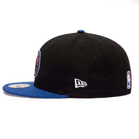 PREORDER 2TONE KNICKS 26 CHAMPS TOKEN BLK/ROY
Pre-Order New Era 59Fifty New York Knicks 2026 NBA Champions Patch Hat - Black New Era
