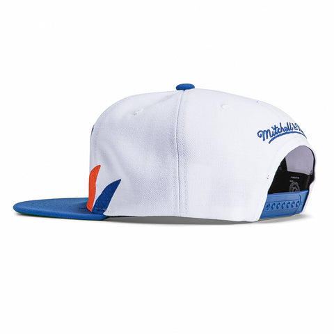 Mitchell & Ness Sharktooth New York Islanders Snapback Hat - White, Light Navy