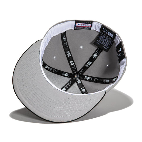 Casquette de baseball New Era grise Pittsburgh Pirates occasion ajustée Casquette de baseball New Era grise Pittsburgh Pirates occasion ajustée
