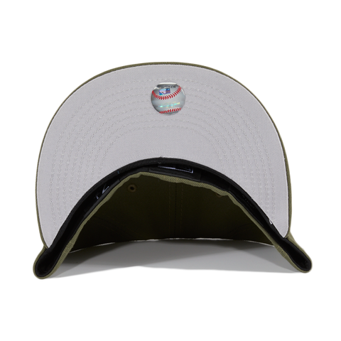 New Era 59Fifty New York Yankees Hat - Olive, White
