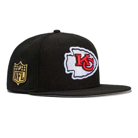 New Era 59Fifty Kansas City Chiefs Gold Logo Patch Hat - Black