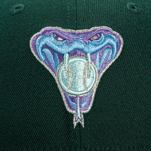 New Era 59Fifty Arizona Diamondbacks 2001 World Series Patch Icy UV Snakehead Hat - Green