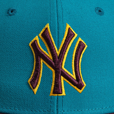 New Era 59Fifty Big Stripes New York Yankees 1999 World Series Patch Hat - Teal, Maroon