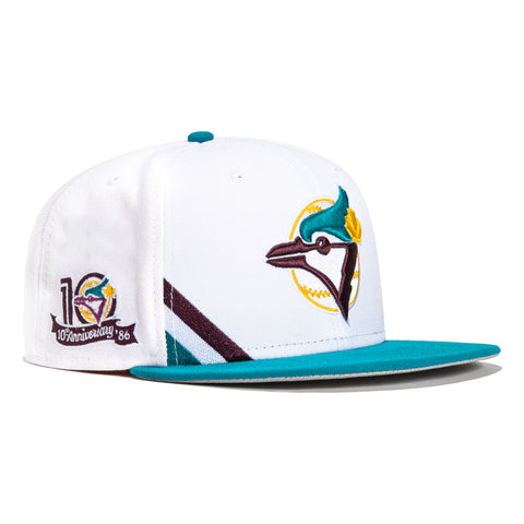 New Era 59Fifty Big Stripes Toronto Blue Jays 10th Anniversary Patch Hat - White, Teal