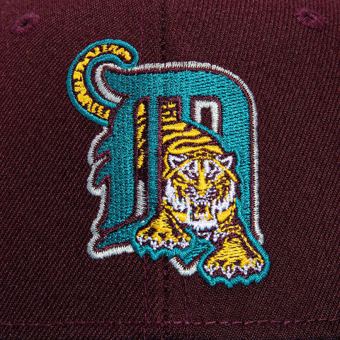 New Era 59Fifty Big Stripes Detroit Tigers Stadium Patch Hat - Maroon, Teal