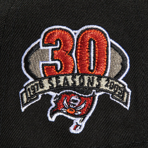 New Era 59Fifty Black Dome Tampa Bay Buccaneers 30th Anniversary Patch Hat - Black